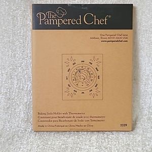 NIB Pampered Chef Baking Soda Holder with Thermometer